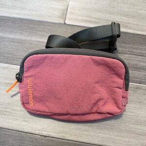 Lululemon Mini Belt Bag Brier Rose